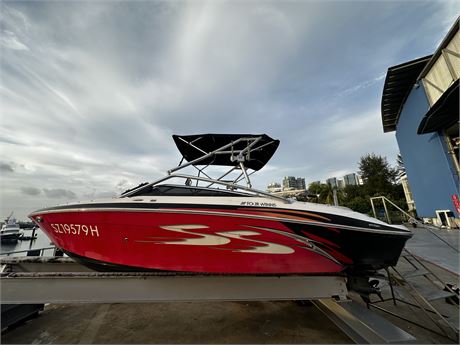 2009 Four Winns H210SS power boat for sale