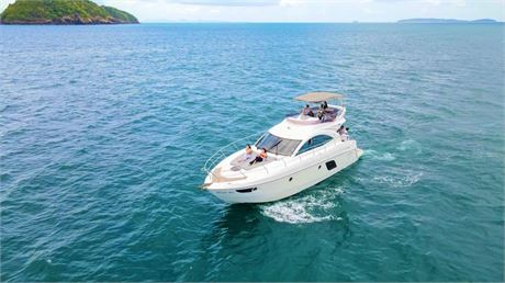 2013 Beneteau Gran Turismo 49 Flybridge Yacht for Sale in Phuket